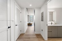 Building Photo - 307 SW 5th St