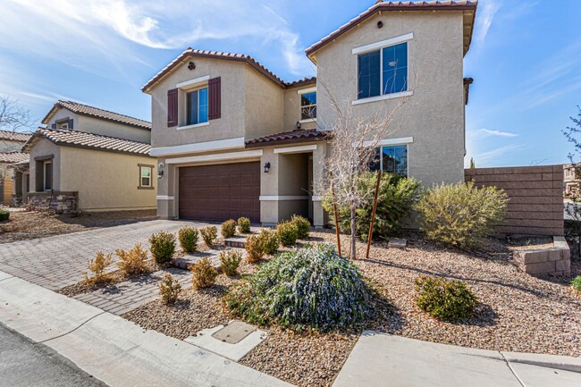 Building Photo - Southern Highlands Home with Loft & Patio!