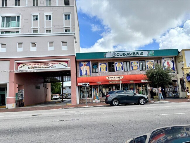 Building Photo - 1933 SW 17th St