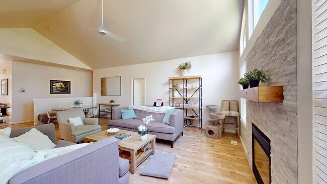 Building Photo - Beautiful House in Gated Draper Community:...