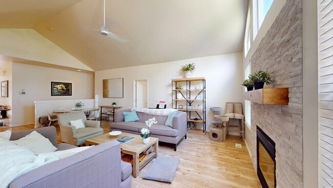 Building Photo - House for Rent in the Gated Community of W...