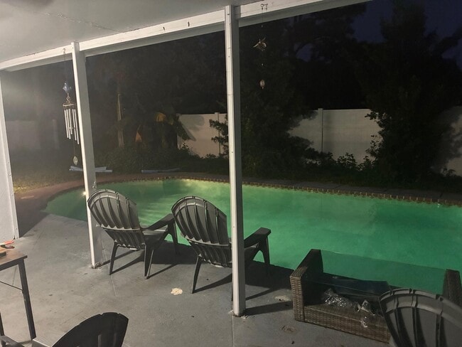 Building Photo - 2680 NE 12th Terrace