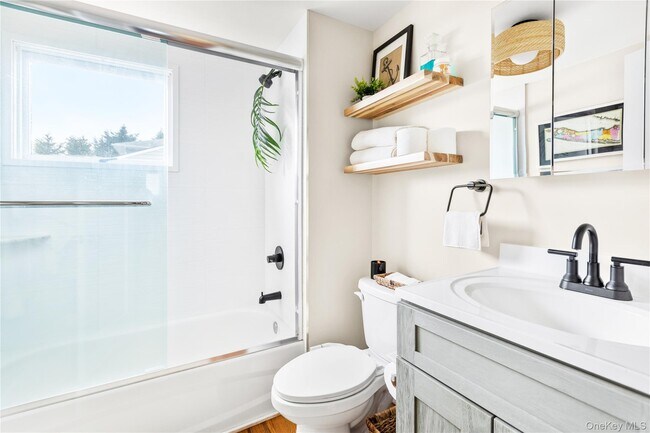 Building Photo - 58 N Howells Point Rd