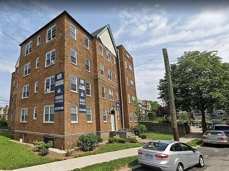 Building Photo - 5800 N 16th St