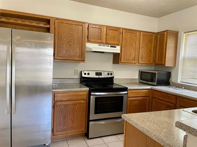 Building Photo - 2332 Forestbrook Dr