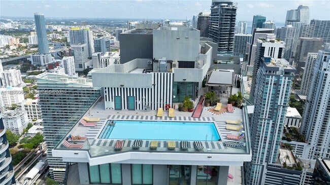 Building Photo - 1300 S Miami Ave