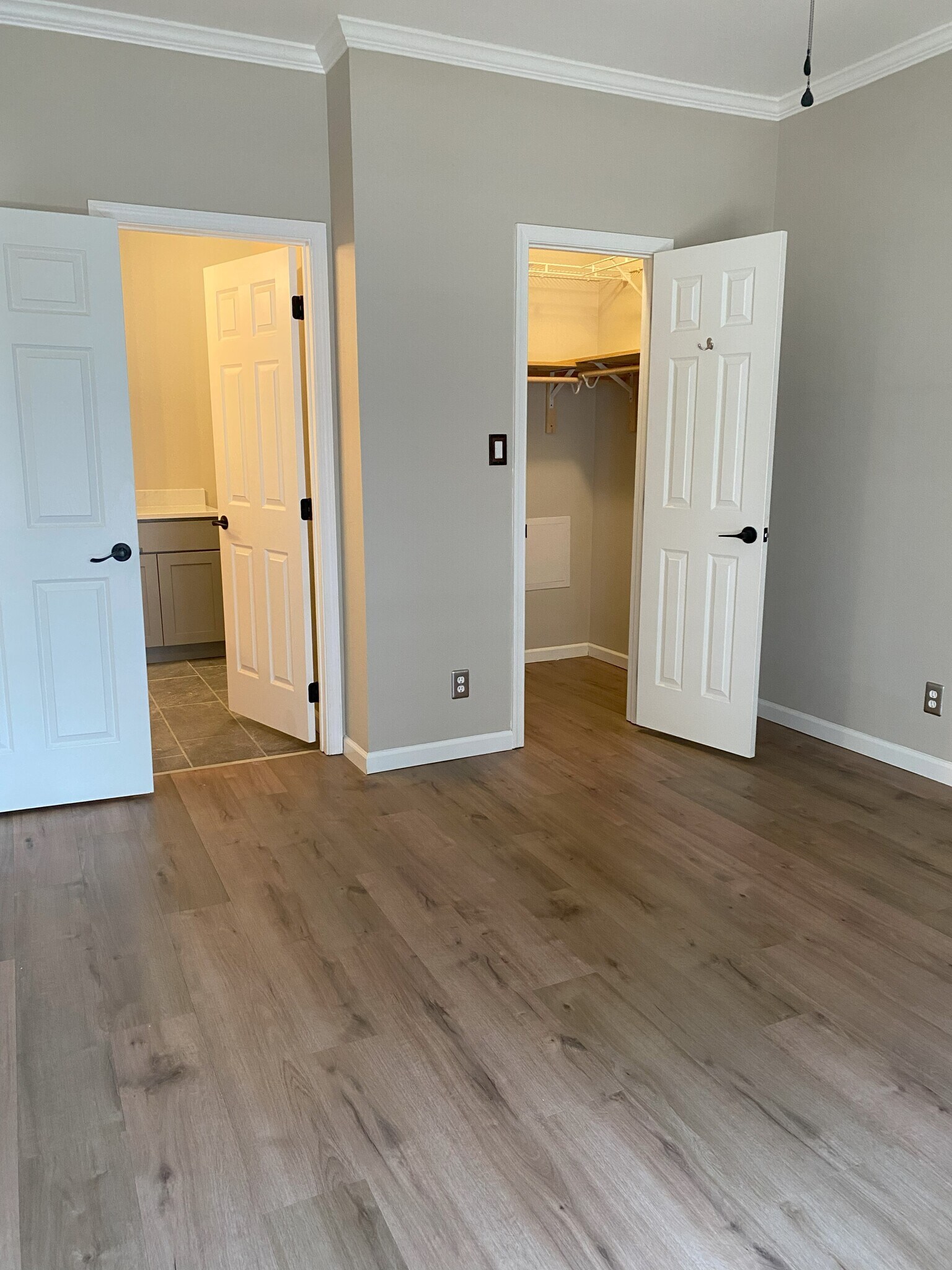 Building Photo - 46628 Drysdale Ter