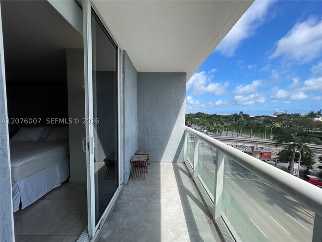Building Photo - 50 Biscayne Blvd