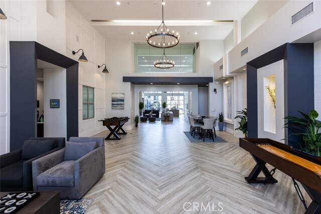 Building Photo - 2400 Scholarship