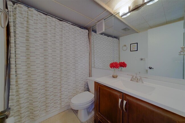 Building Photo - 51 Island Way