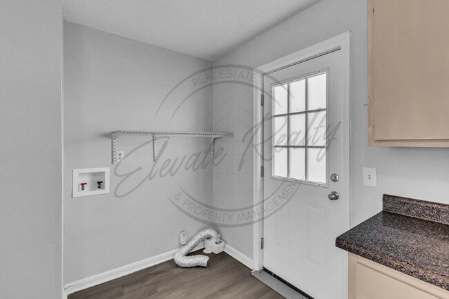 Building Photo - On Special: Two Bedroom Ranch Duplex in North Gallatin!