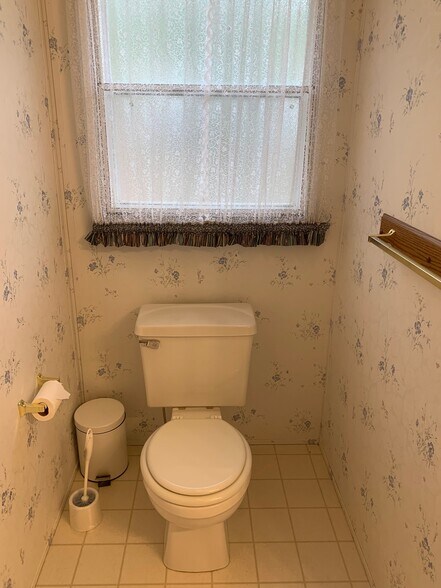 Building Photo - 763 Bonell Dr