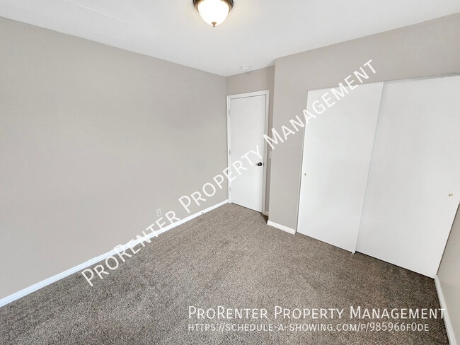 Building Photo - 1984 N 2125 W