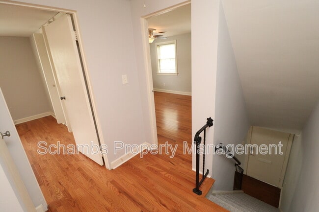 Building Photo - 1000 Nichols Dr