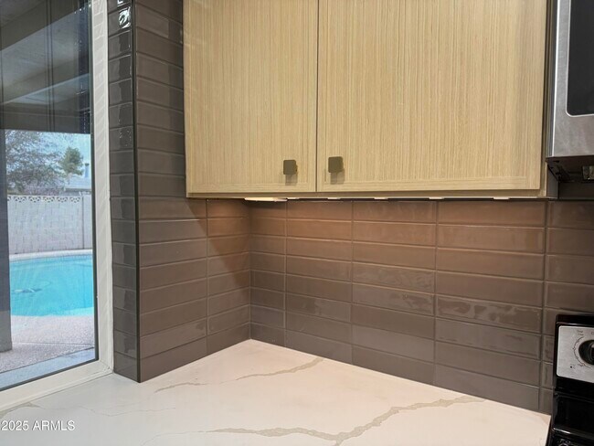 Building Photo - 11827 N 35th St