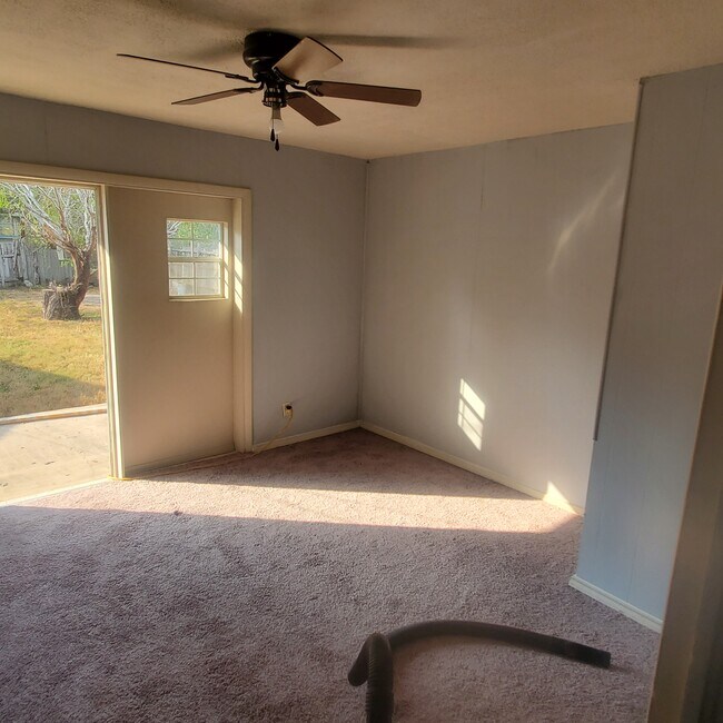 Building Photo - 1705 Brownfield Rd