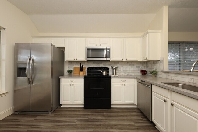 Building Photo - 5313 Caprock Dr