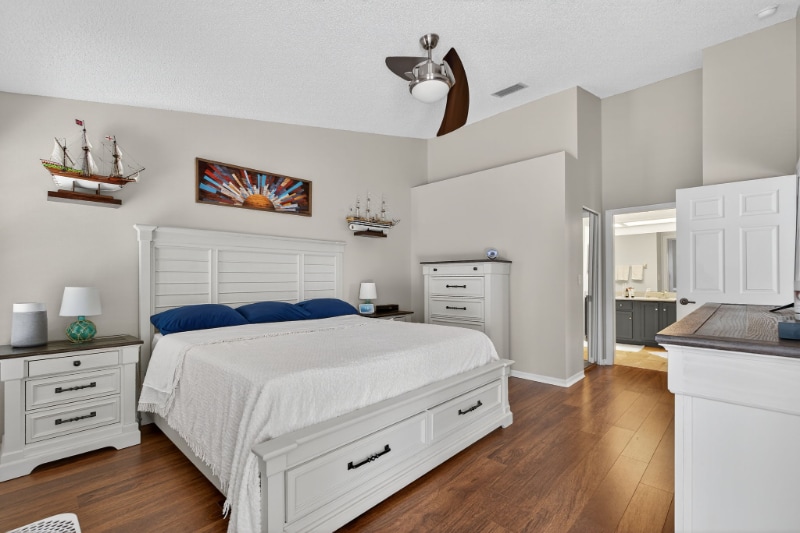 Building Photo - 3874 Darston St