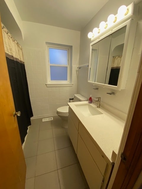 Building Photo - 1806 Grove Ave