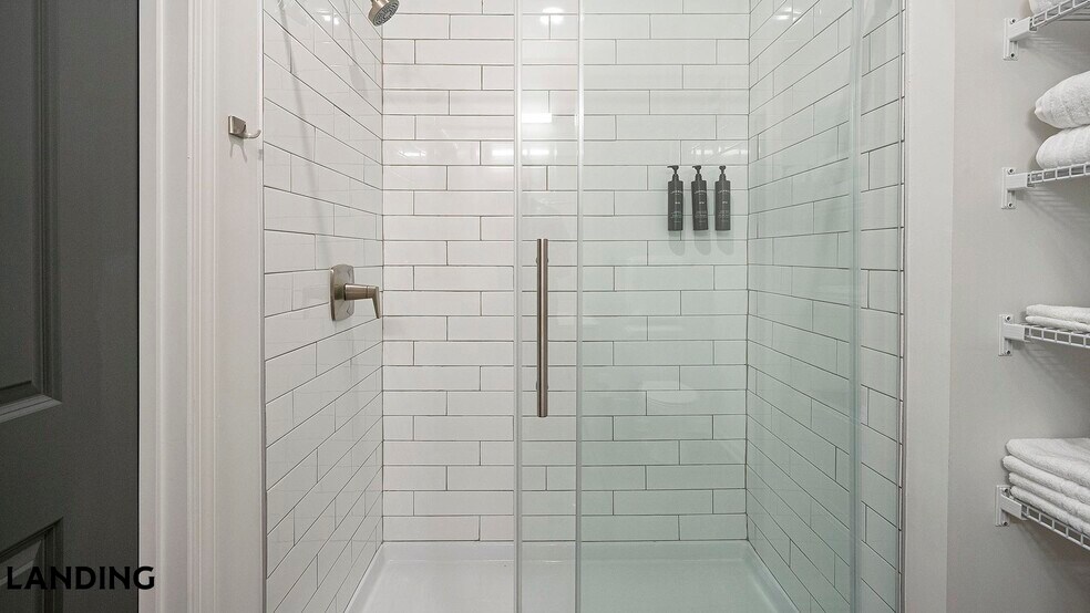 Building Photo - 2800 Milan Ct