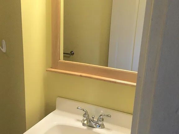 Building Photo - 15 Seavey St