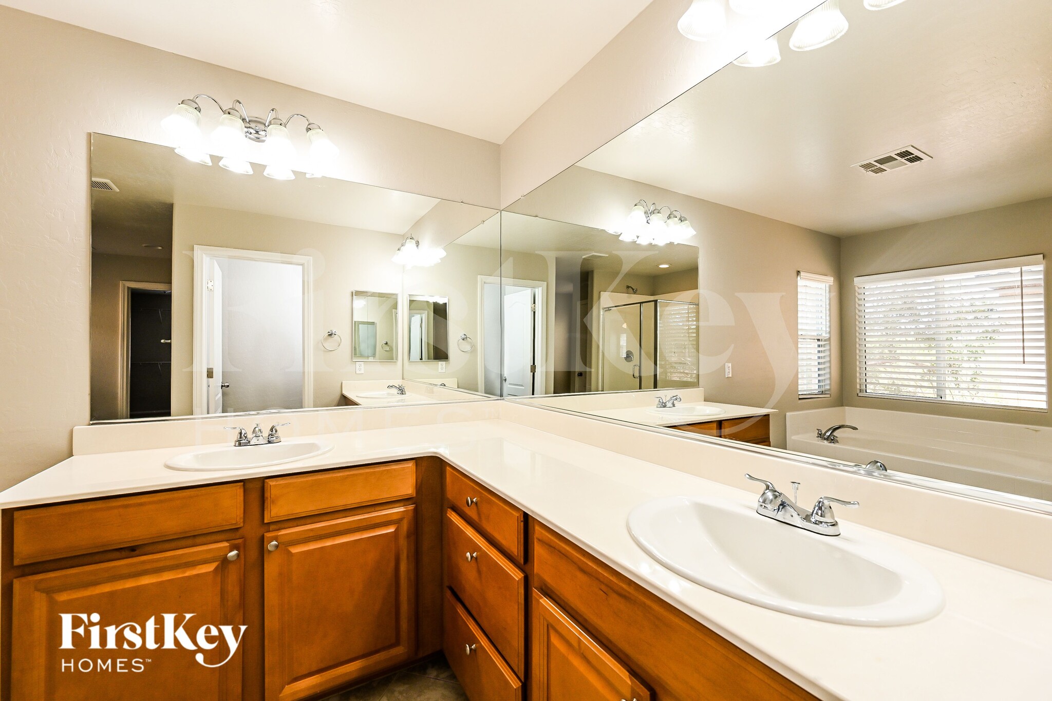 Building Photo - 8324 Mokena Ave