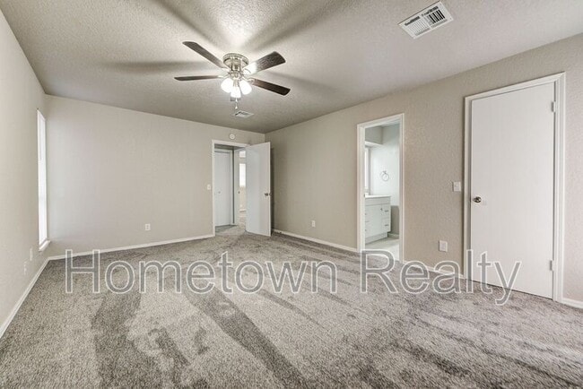 Building Photo - 6460 W Hefner Rd