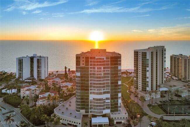 Primary Photo - 3971 Gulf Shore Blvd N