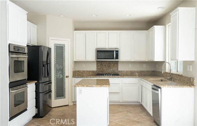 Building Photo - 36719 Torrey Pines Dr