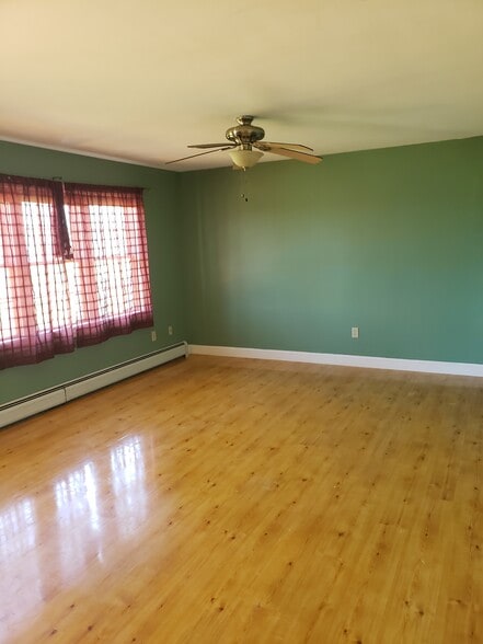 Building Photo - 93 Winterbell Dr