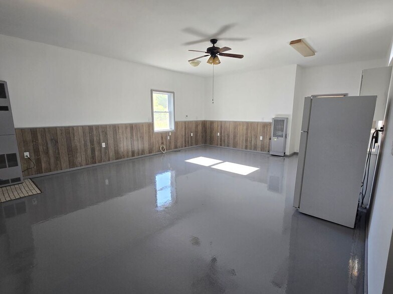 Building Photo - 8920 W 30 Rd