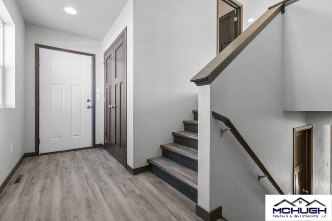 Building Photo - 3677 E Rubyred Dr
