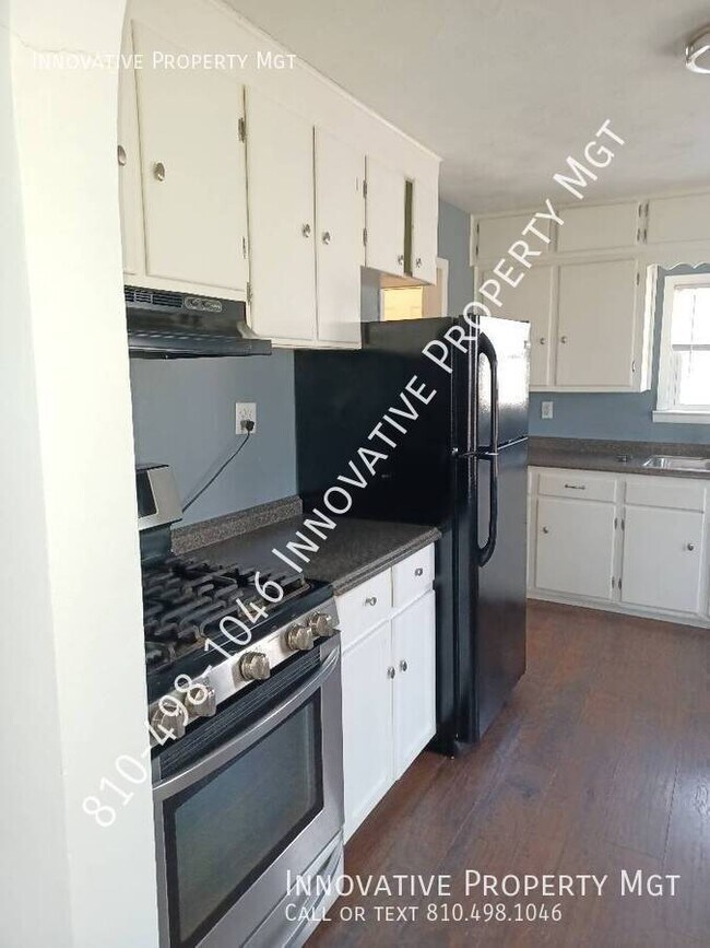 Building Photo - 4354 Elms Rd