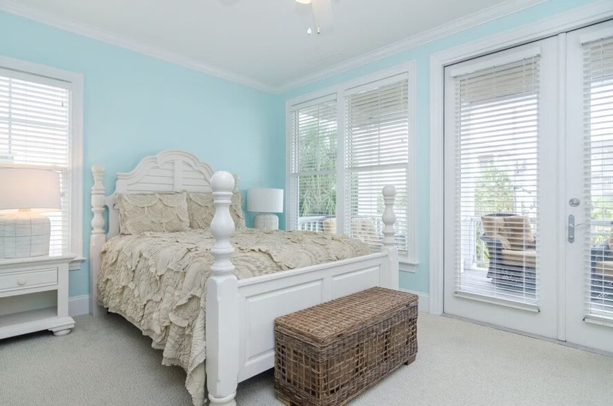 Building Photo - 14A E Greensboro St