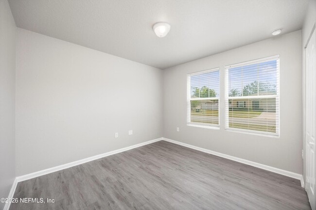 Building Photo - 6853 Sandle Dr
