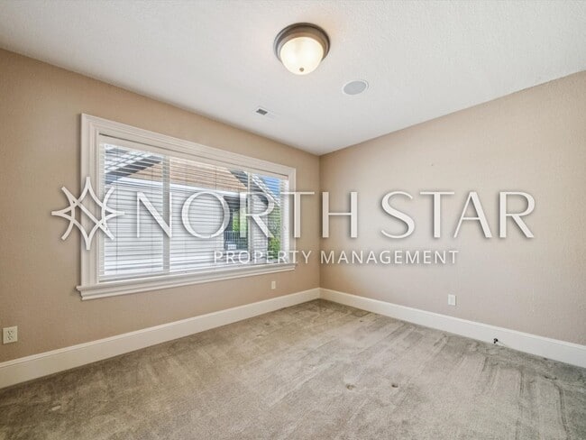 Building Photo - Sun-Filled 5-Bedroom Retreat Near Parks & River