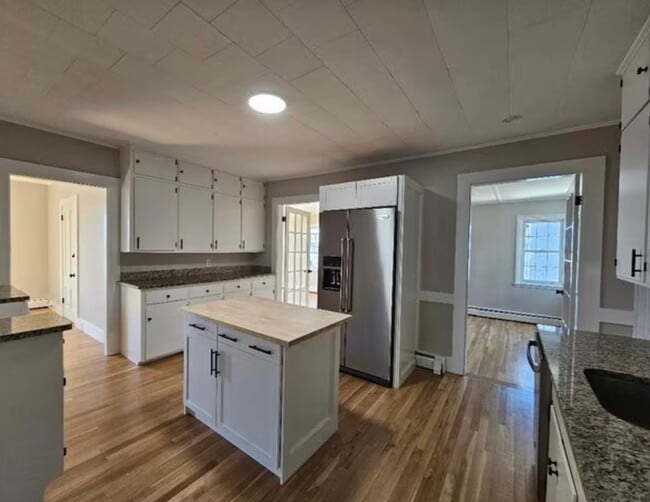 Building Photo - 23 Ingalls Ter