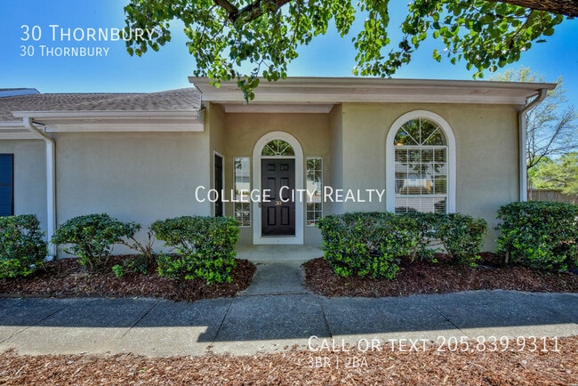 Building Photo - 30 Thornbury-