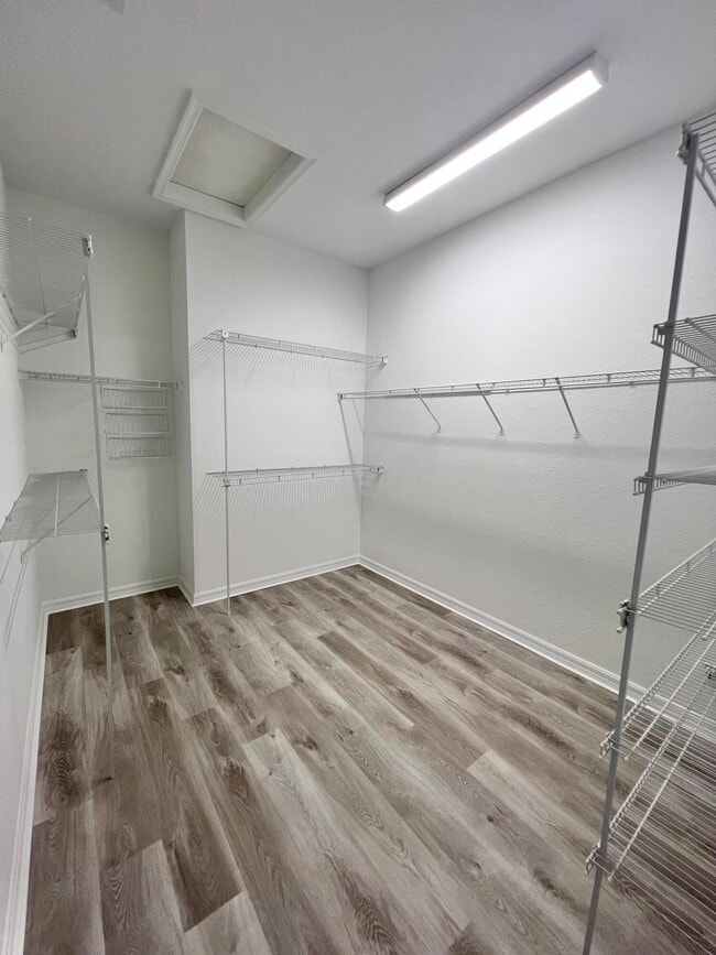 Building Photo - 44 Lancaster Rd