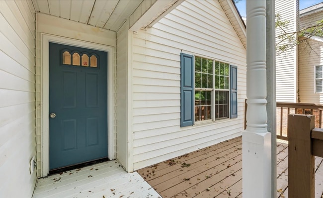 Building Photo - Charming 4/3 Home Downtown Greenville!