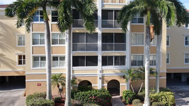 Building Photo - 255 West End Dr