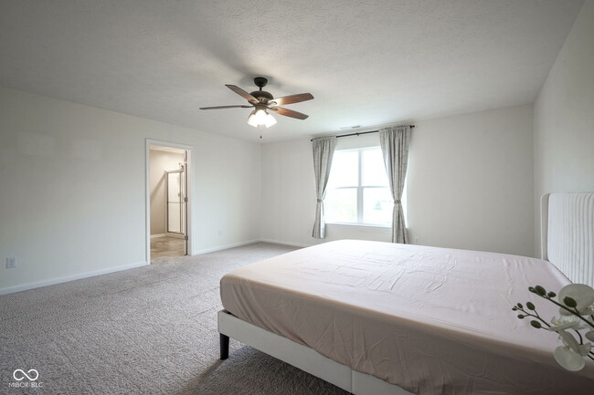Building Photo - 16179 Larimar Dr
