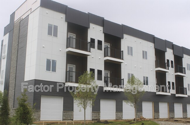 Primary Photo - 960 N 3rd St