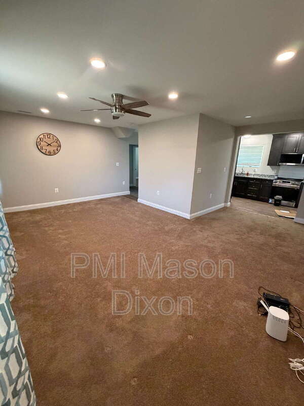 Building Photo - 330 Compton Ave