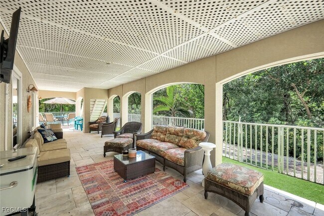 Building Photo - 1111 Schooner Pl