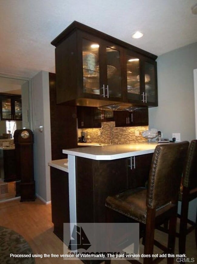 Building Photo - Stunning Townhome in Huntington Beach!