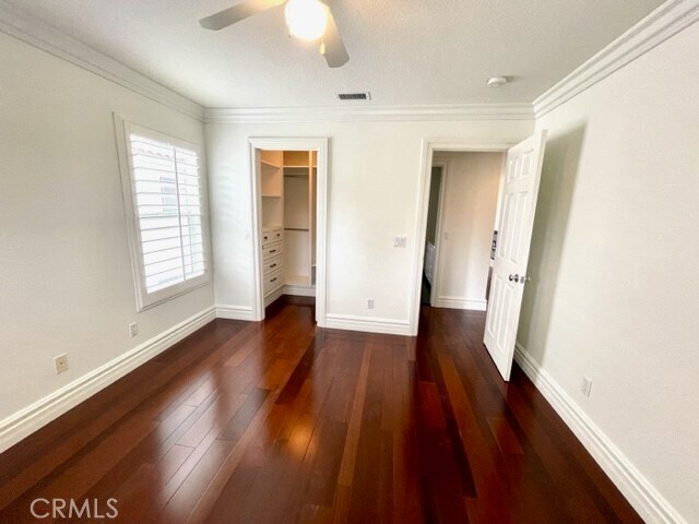 Building Photo - 27585 Rosebud Way