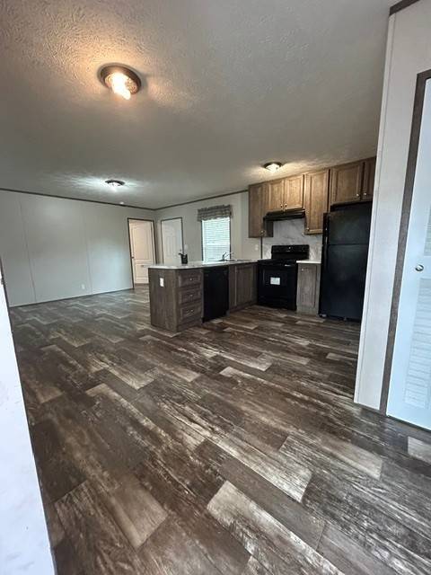 Building Photo - 2405 FL-60