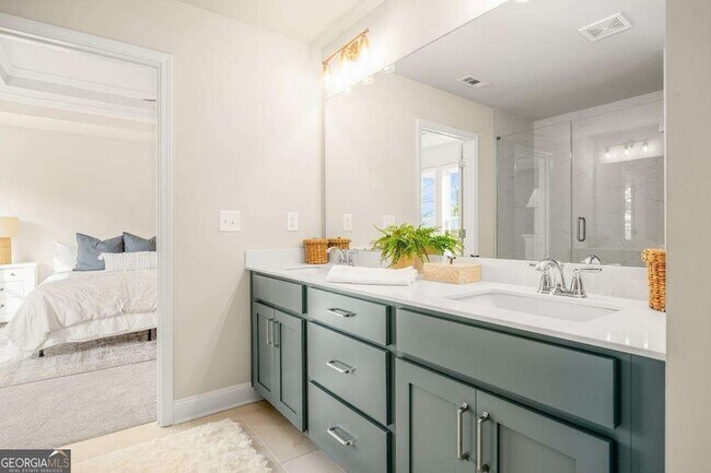 Building Photo - 4030 Cavalier Wy