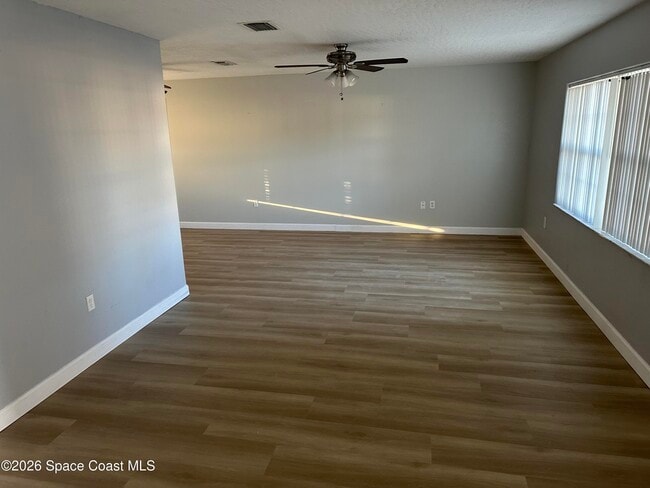 Building Photo - 604 Tupelo Dr